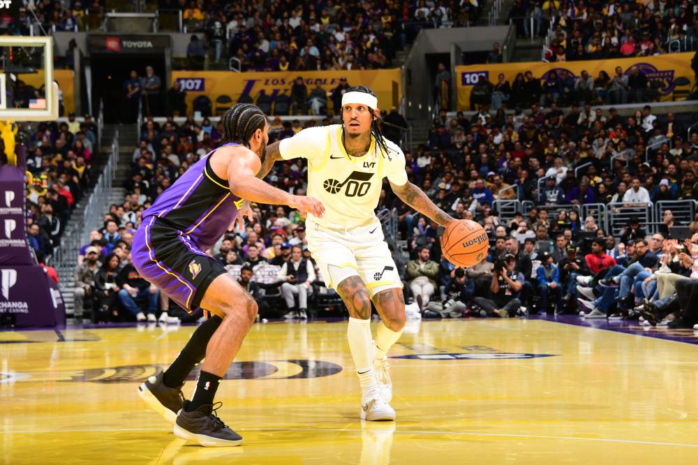 动鞋与一件 动鞋与一件